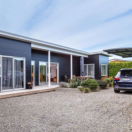 Villa Wine Country Bach à Martinborough Extérieur photo